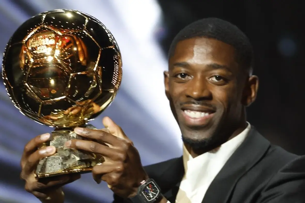 队拿到冠军, 巴萨也缺席