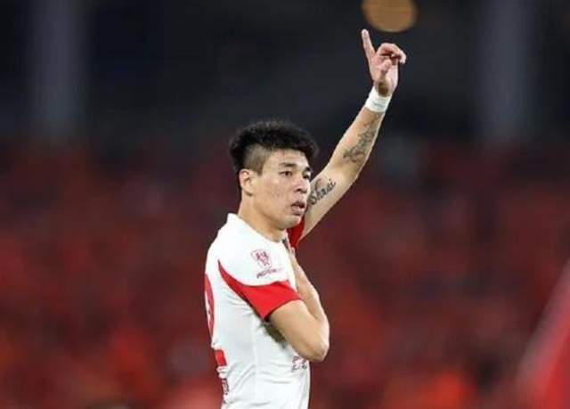 bt, 作为一名左 bt, 作为一名左